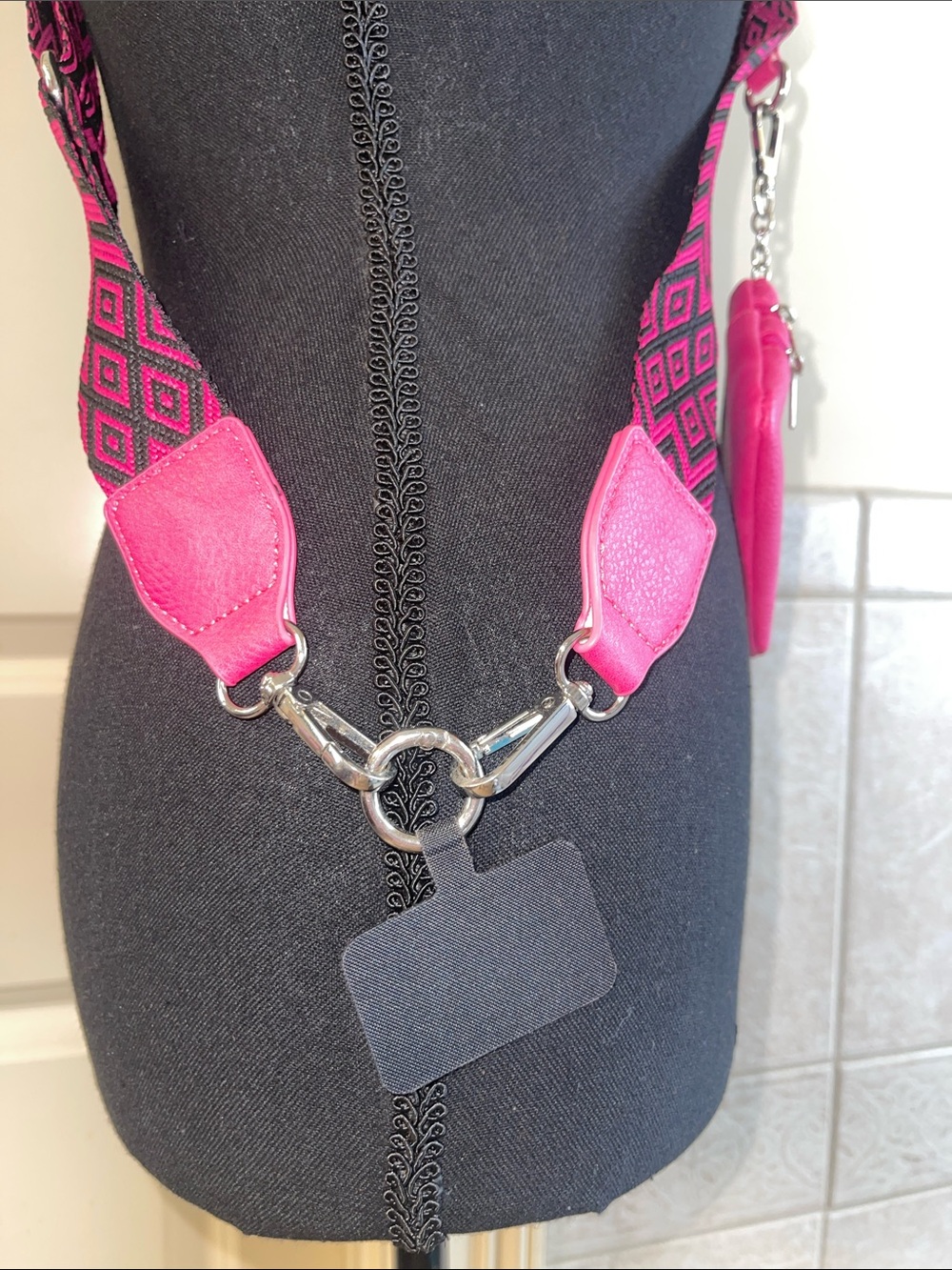 Phone Adjustable Pink Crossbody Strap with Matching Mini Pouch - Picture 3 of 3